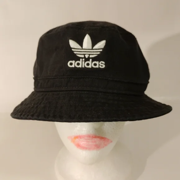 Unisex**Adidas Classic Black Bucket Hat - Picture 2 of 11